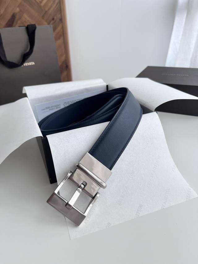 Special Bv New Double-Sided Men's Belt Made Of Italian Calf Leather, Featuring A