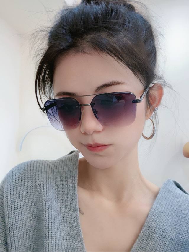 Prada 2025 New Model Sunglasses Crafted By World-Class Masters..Latest High-End