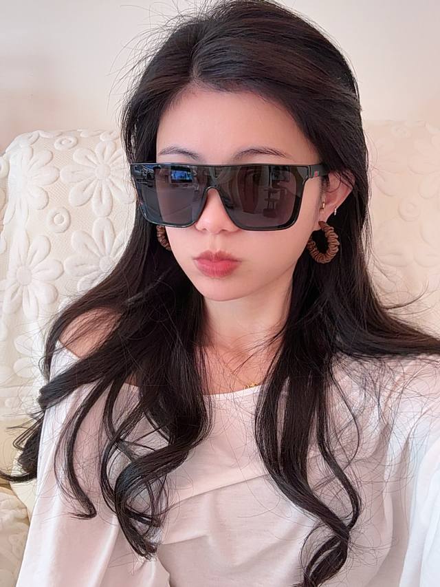 Gucci High-Quality Unisex Sunglasses, Suitable For Driving And Fishing, Versatil