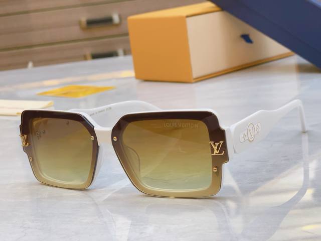 Louis Vuitton New Sunglasses, Model: Z2002U, Size: 68Mm 10-145