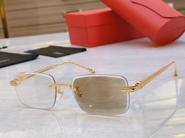 Sunglasses With Color-Changing Lenses, Cartier New Sunglasses, Ct0610S, Size: 56