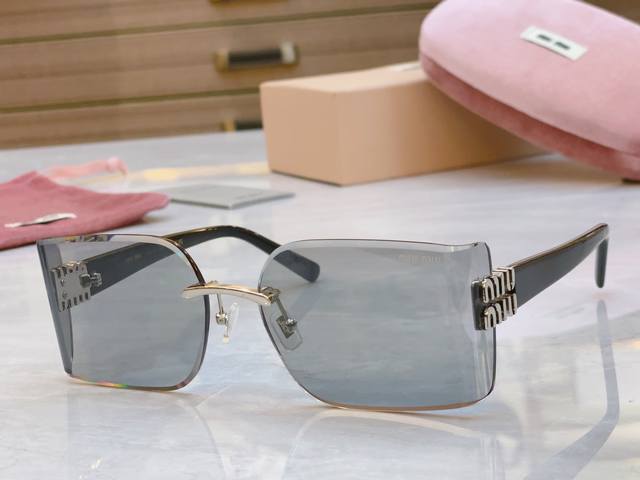 Miu Miu New Sunglasses, Model: Mu 111Av, Size: 63-17-130