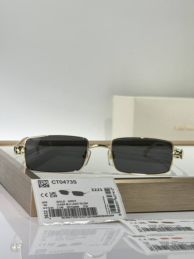 Cartier* Panth Re De Cartier Model: Ct0473S Size: 54 Mouths 20-140 Lifelike Leop