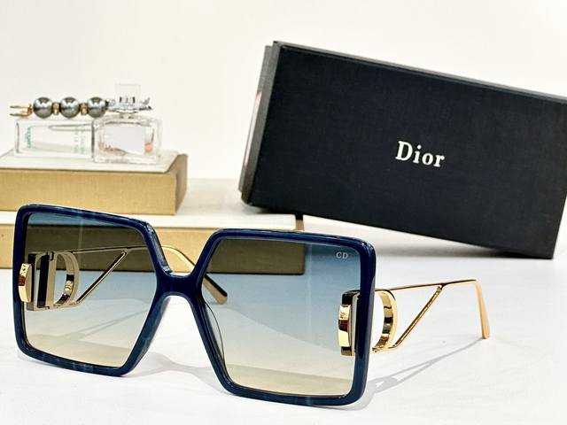Dior Mod: Dsgta46Ucr Size: 64Mm 16 140