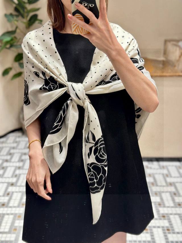 New Arrival Little Fragrant Mountain Camellia Series Single Item Collection Blac