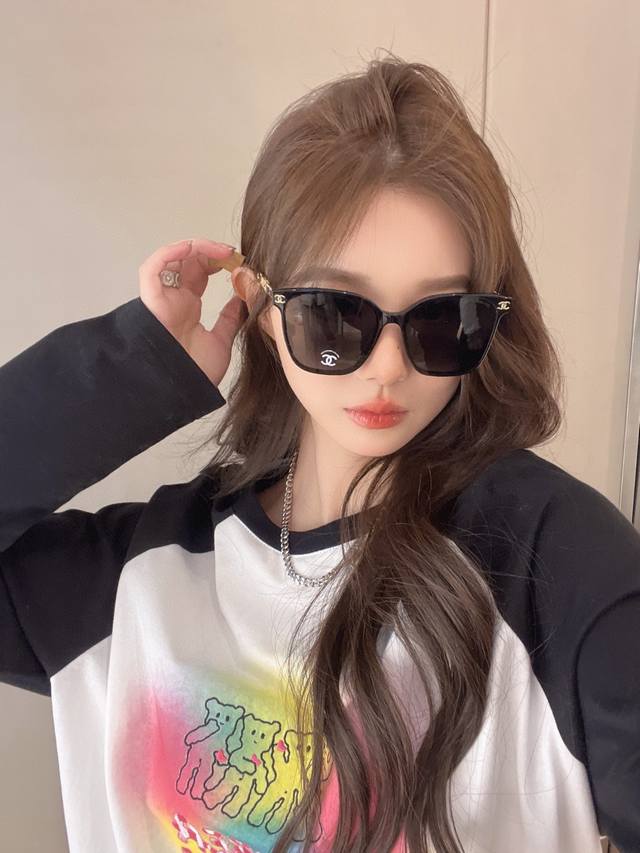 Chanel 0778 ~ Small Face Bb Direct Purchase Comfortable To Wear, Never Falls Off