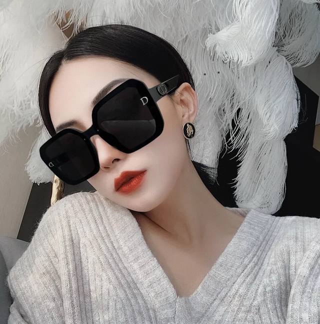Dior 2025 Spring New Arrival Trendy Best-Seller Fashionable Square-Frame Polariz