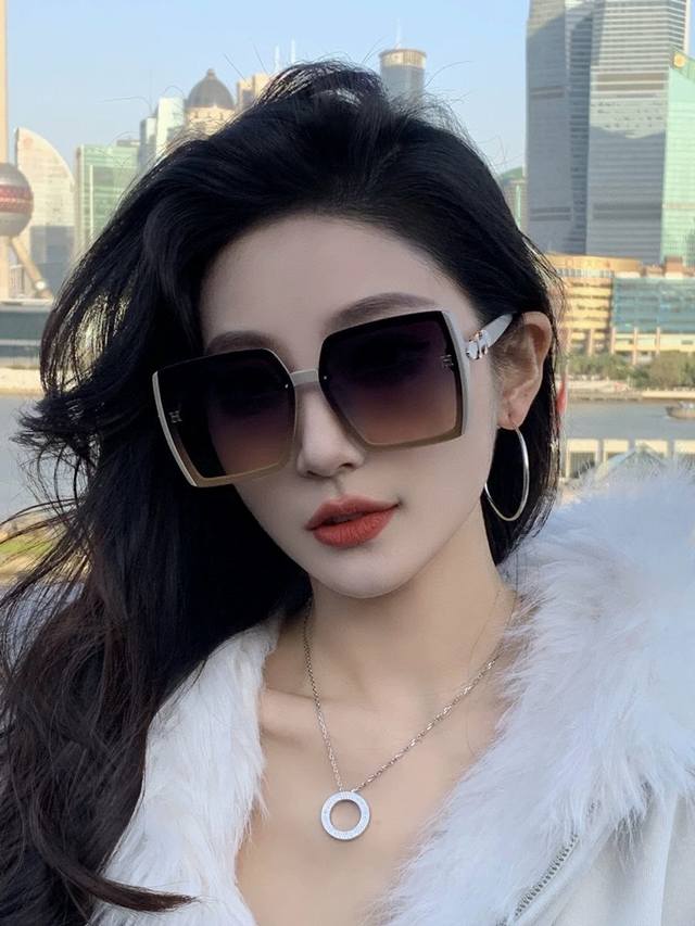 Hermes 2025 Spring New Arrival Authentic Release - Viral Hit Classic Luxury Glob