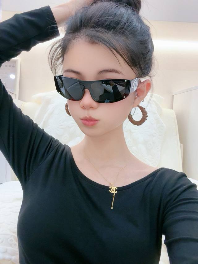 New Chanel Sunglasses Redefine Spring/Summer Eyewear With Unique Charm And Avant