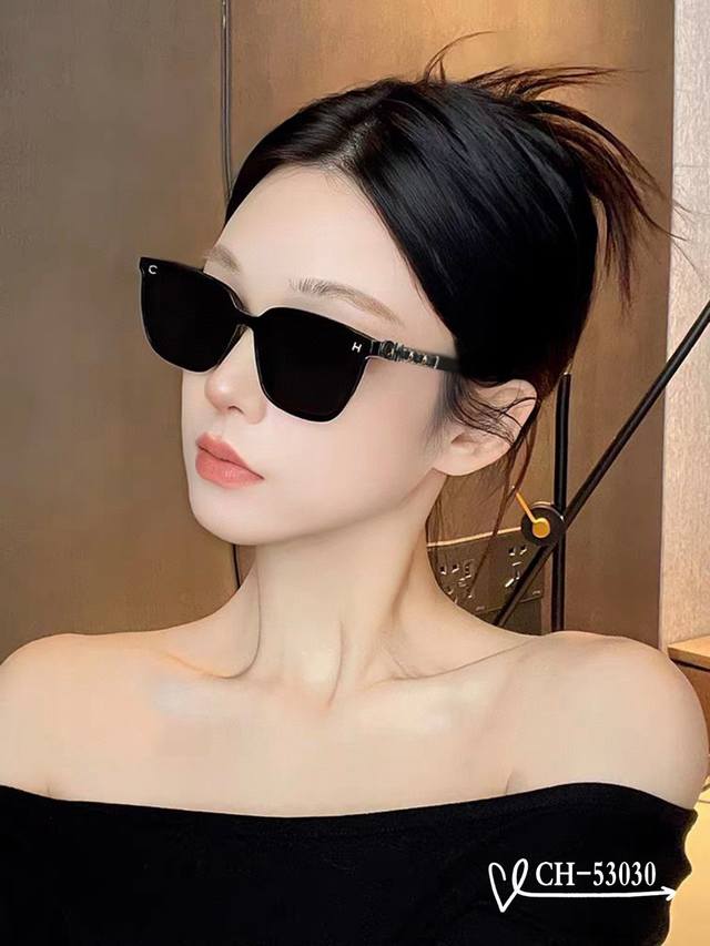 French Chanel - Chanel . Polarized Resin High-Definition Lenses . Tr Frame - Lig