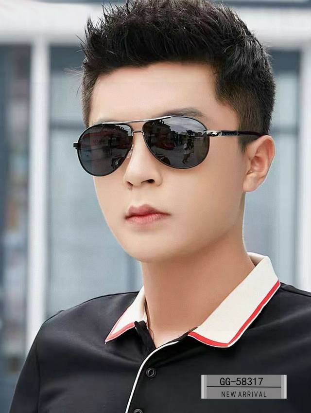 Gucci . Polarized Resin Lenses . Stainless Steel Frame Lightweight And Comfortab