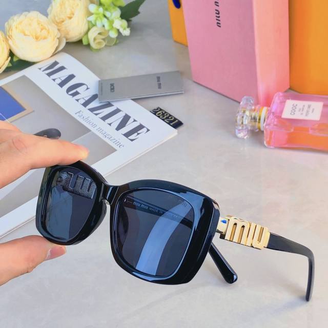 Miumi*2025 New High-Quality Versatile Sunglasses, Same Style As Influencers, Uv