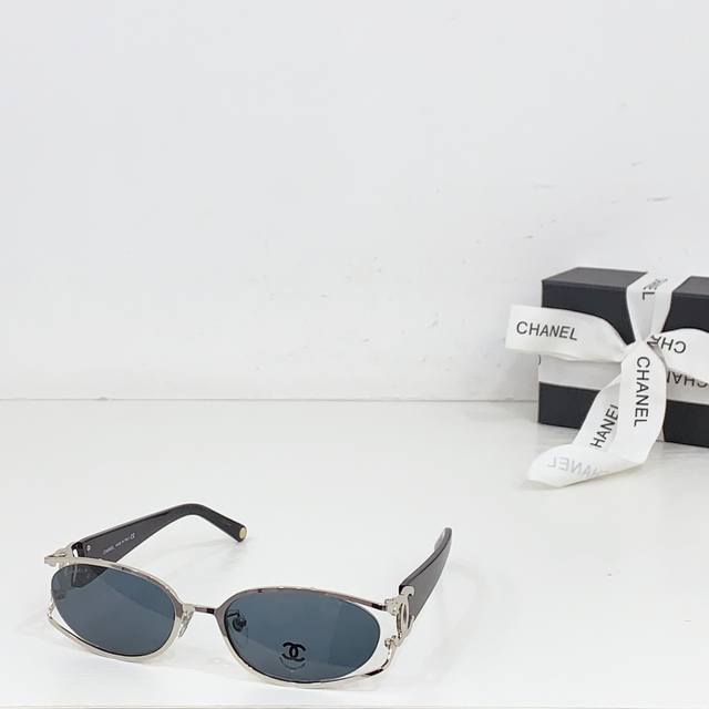 Chanel Model: Ch4024 Size: 55Mm X 19Mm X 130Mm