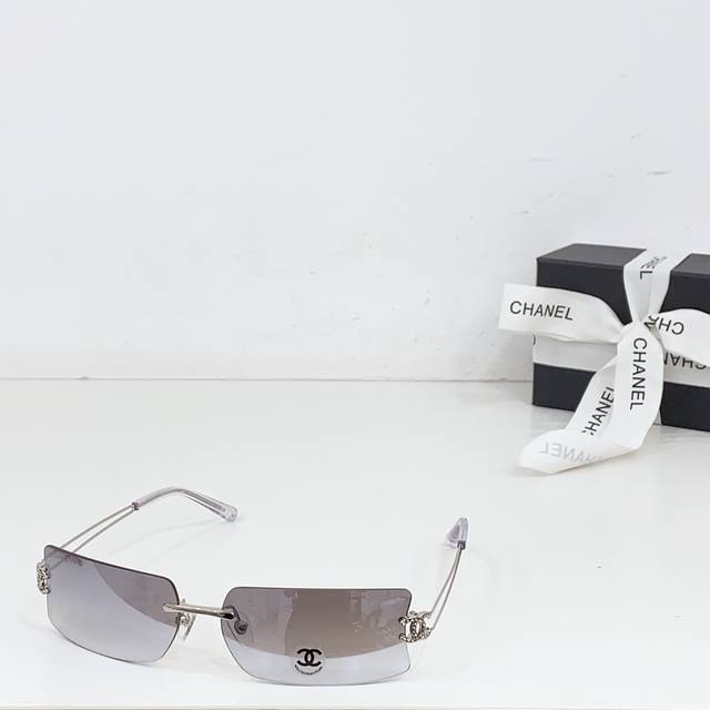 Chanel Model: Ch4051 Size: 63Mm X 15Mm X 145Mm