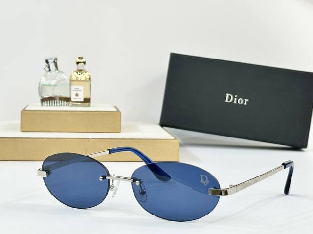 Dior Model: Diorcat29Gnm Size: 58 Mouth 17 143