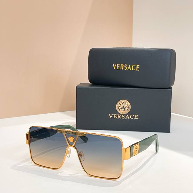 Versace Model: Ve6739 Size: 138 Mouth 0-145