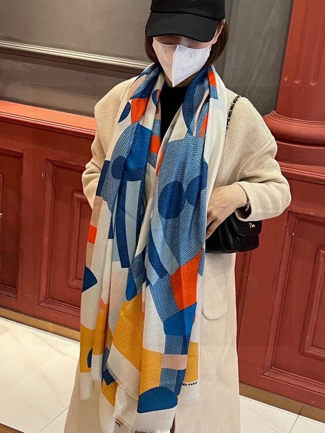 A Scarf That Glows And Shimmers. New Arrival Everyone Who Bought It Says It's Be