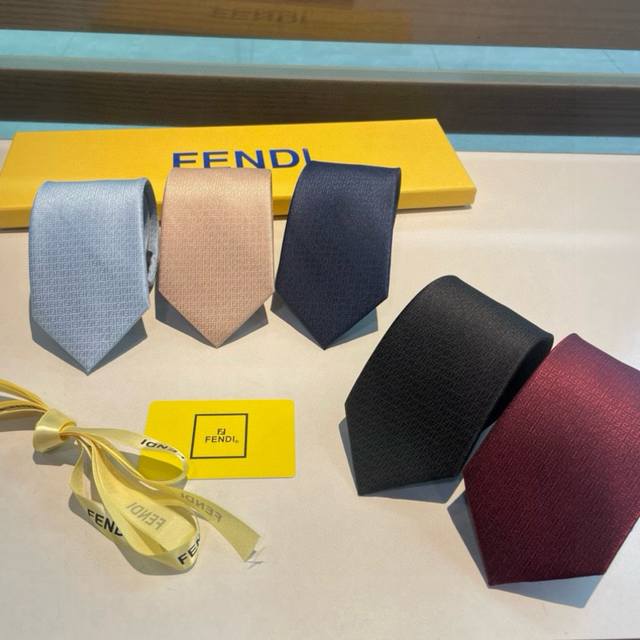 New Men's Fendi Best-Selling Tie, A Rare Masterpiece Showcasing Exquisite Crafts