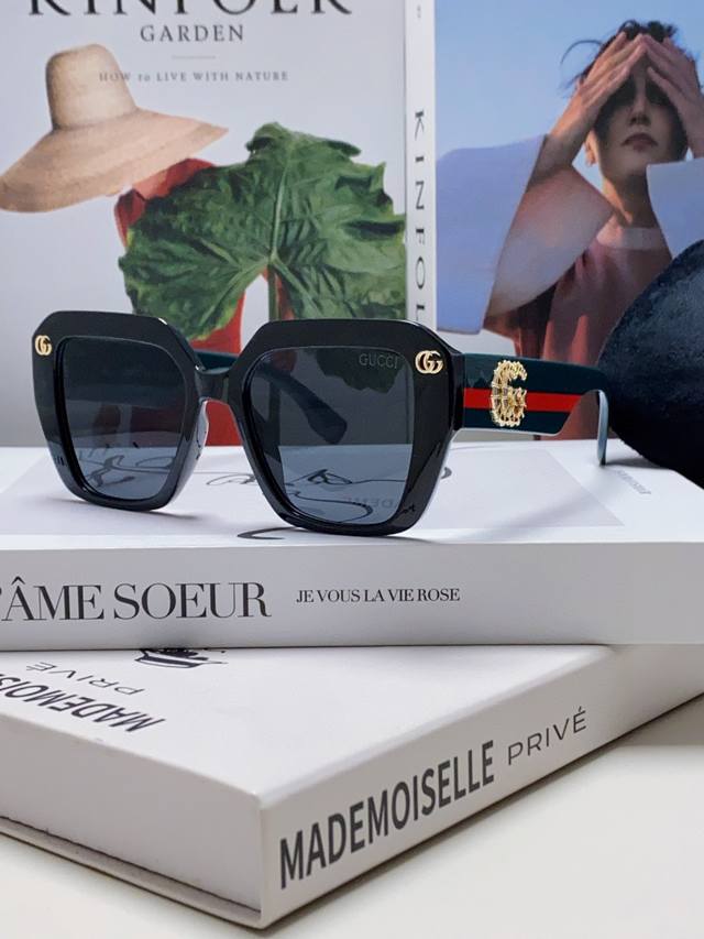 Gucci 2025 New Luxury Sunglasses Classic Square Frame Women's Sunglasses Uv Prot