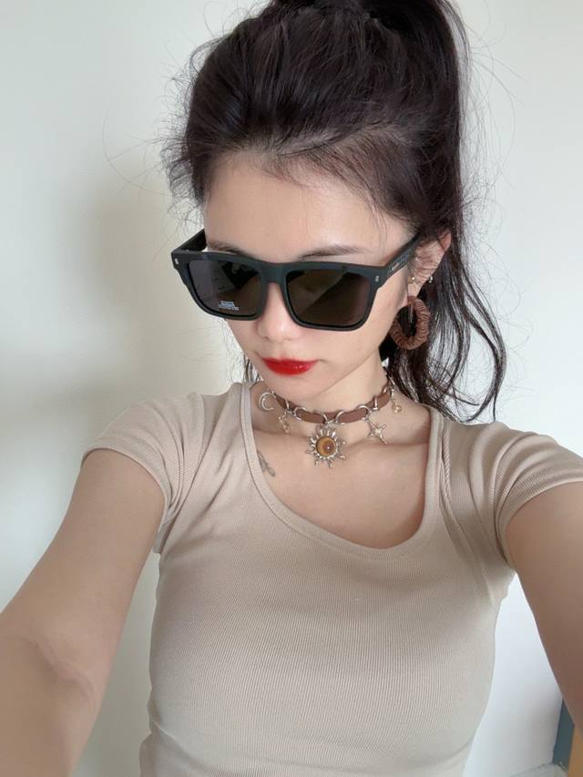 Lv 2025 Spring New Arrival Trendy Bestseller Fashionable Square Frame Sunglasses