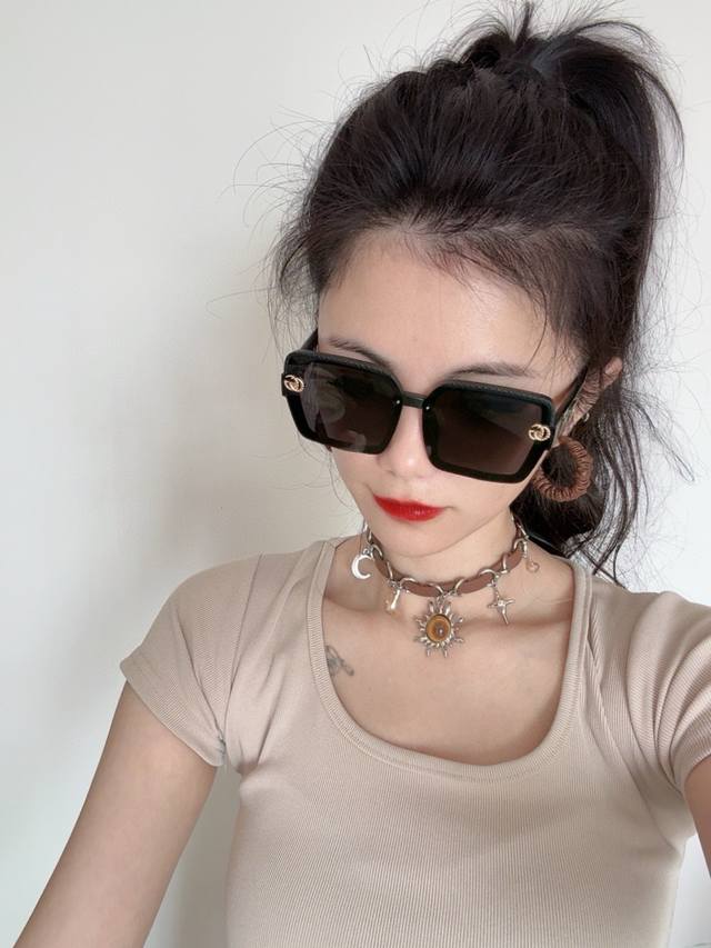 Gucci 2025 Spring New Arrival Trendy Bestseller Fashionable Square Frame Sunglas