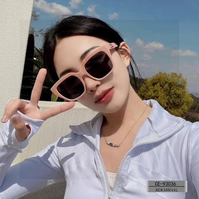 French Celine . Polaroid Resin Polarized Lenses . Tr90 Frame - Lightweight And C