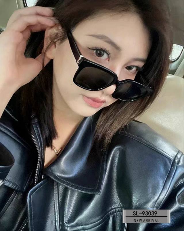 Saint Laurent-Ysl . Polaroid Resin High-Definition Lenses . Tr90 Frame - Lightwe