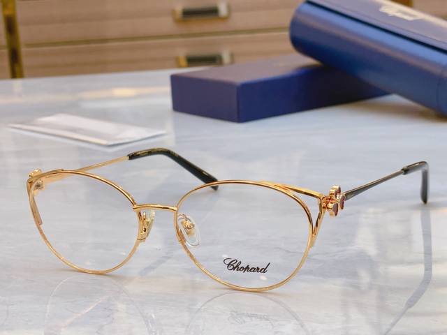 Chopar* Chopar* New Sunglasses, Model: Vchg76J, Size: 56Mm 17-140