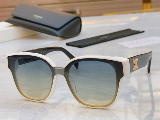 Celin* Celin* New Sunglasses, Model: Cl42094U, Size: 53Mm 21-145