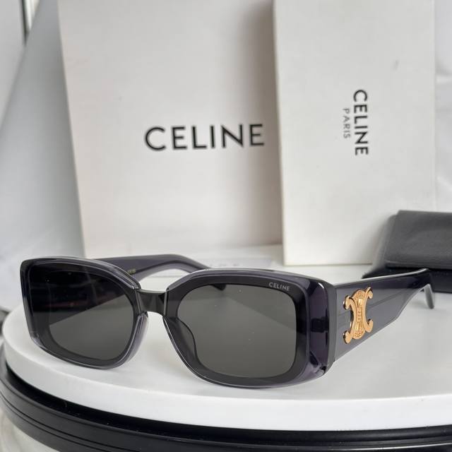 Celin*Model: Cl42129U Size: 52Mm 20-145