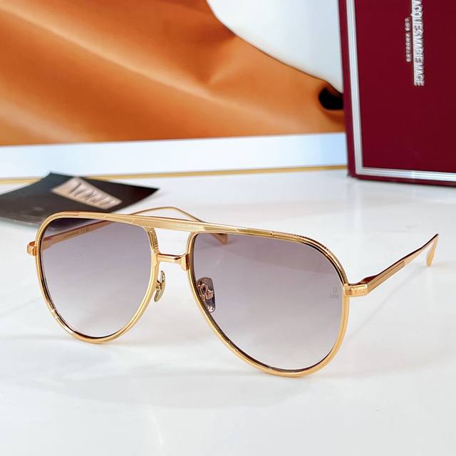Jacques Marie Mage Model: Ears Size: 58 X 16-145