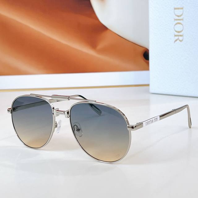 Dio* Model: Dior90A1U Size: 58 18-145 Foldable
