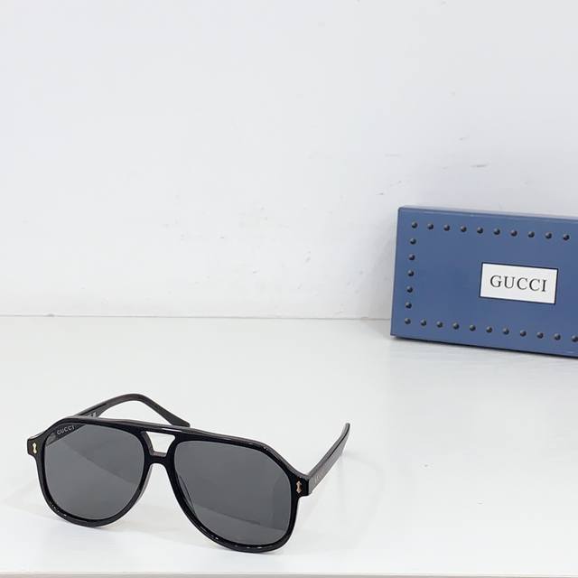 Gucc*Model: Gg1042S Size: 54Mm 22-145