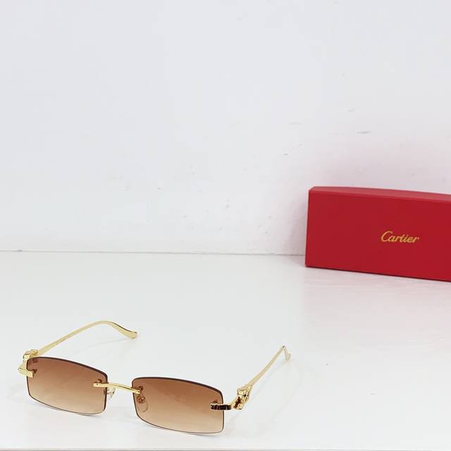 Cartie* Model: Ct0552S Size: 55 20-135