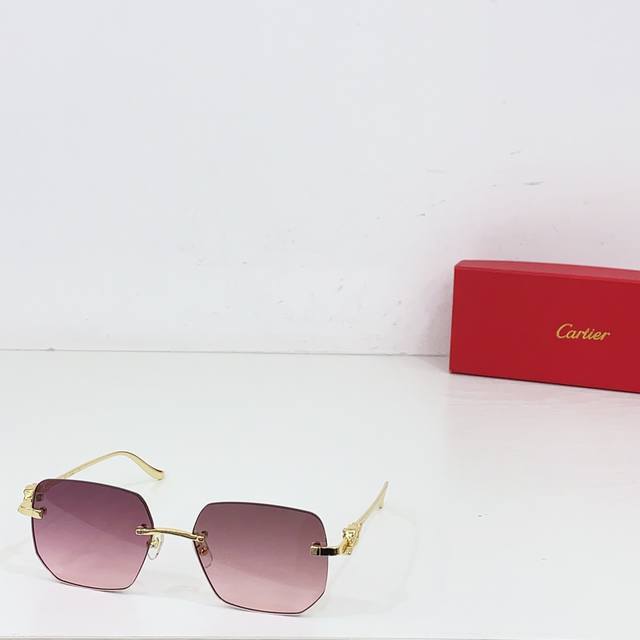 Cartie* Model: Ct0551S Size: 57 16-135