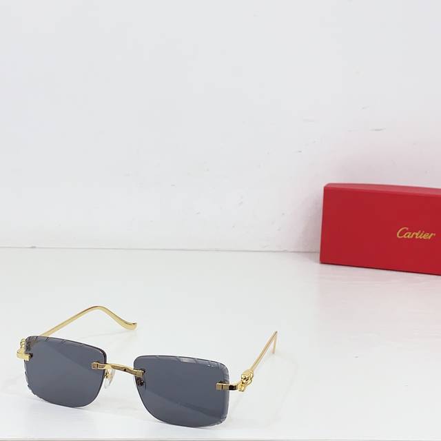 Cartie* Model: Ct0682S Size: 56 Mouth 17-140