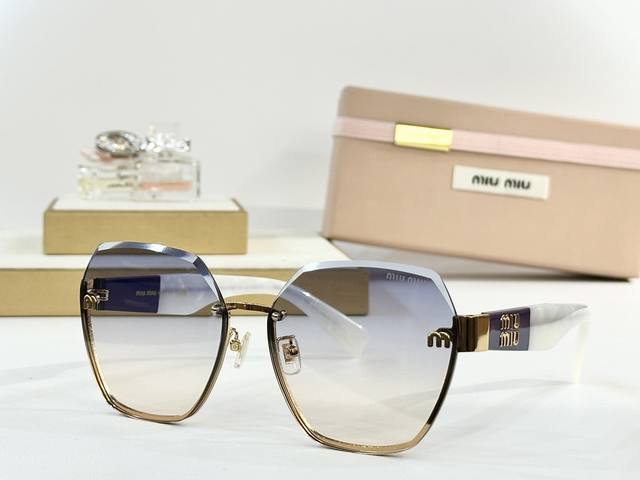 Miu Mi* Model: Mu58Zs Size: 62-16-145
