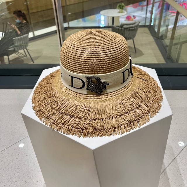 Dior New-Style Straw Hat, High-Quality Single Piece With Fringe Design, Flatters