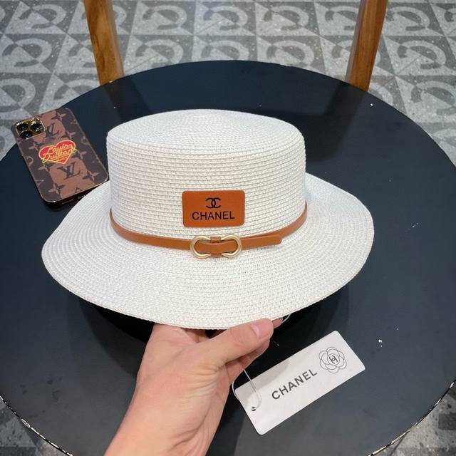 Chanel Chanel L5 New Style Small Chanel-Inspired Straw-Woven Vacation-Style Buck