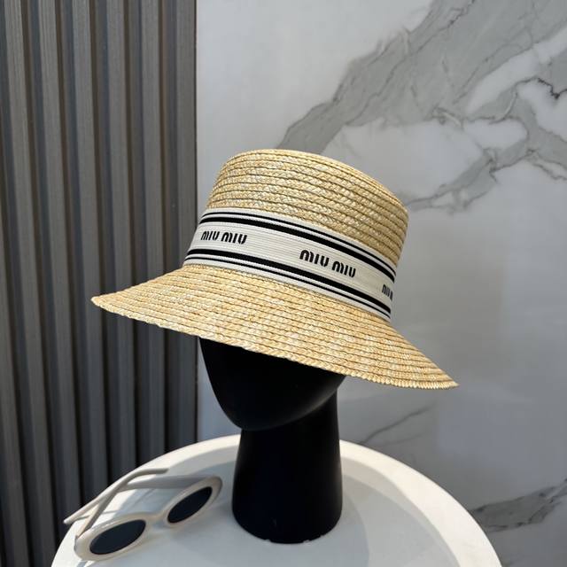 Miu Miu New Straw Hat, High-End Customization, Socialite Style, Detailed Design,