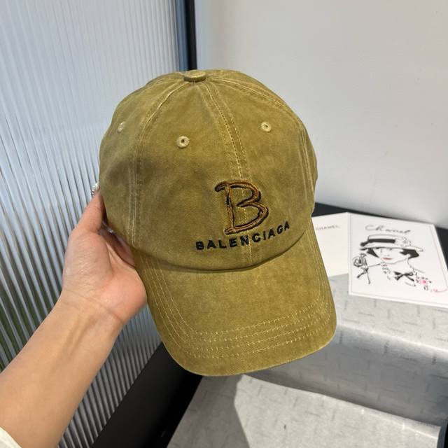 Balenciaga New Baseball Cap, Head Circumference 57Cm