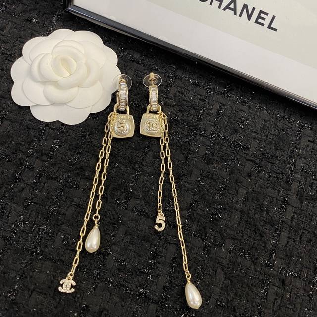 Chanel Earring Bestseller New Arrival Consistent Zp Chan 23 Asymmetric Ab-Style