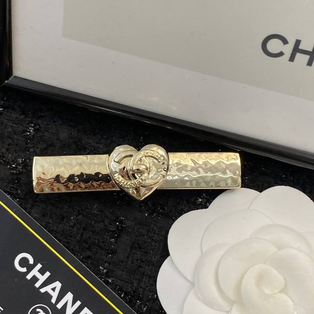 Chanel Hairpin Best-Selling New Arrival Chanel22C Vintage Heart-Shaped Hairpin T