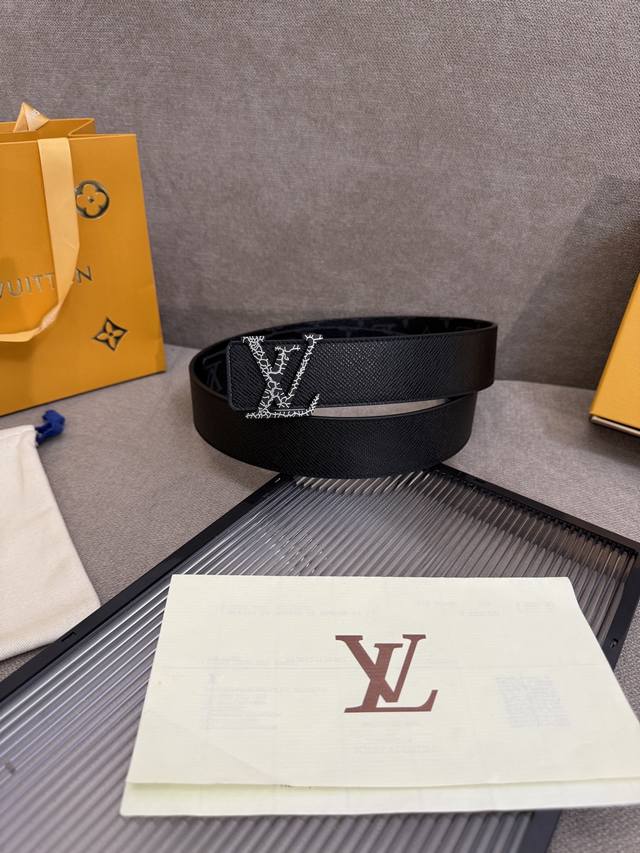 Lv Men's New Leather Belt, Width 4 Cm, Custom Canvas Fabric With A New Pattern D