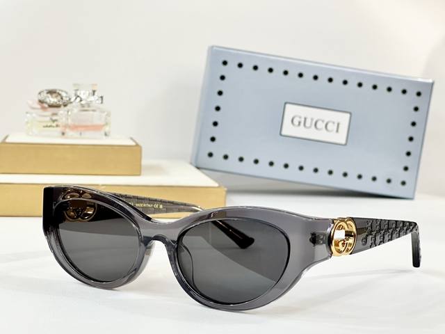 Gucci Mod: Gg1409 Size: 53 Mouth 20-145 03189150