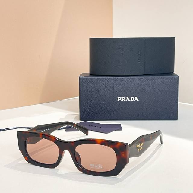 80Prad*Model: Spr B05-F Size: 54 18-140