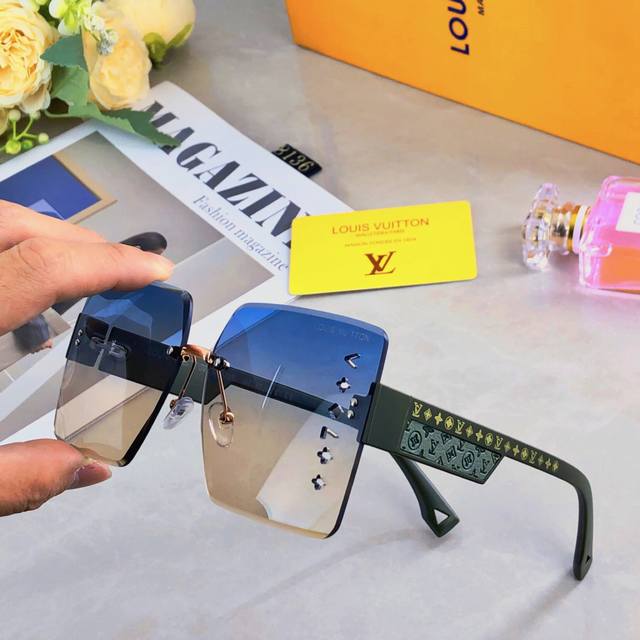 Louis Vuitto* Premium-Quality, Elegant Square Sunglasses For Women, High-Definit