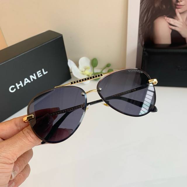 Chanel Chanel Viral Hit Frog-Frame Sunglasses Fashionable Unisex Sunglasses Slim