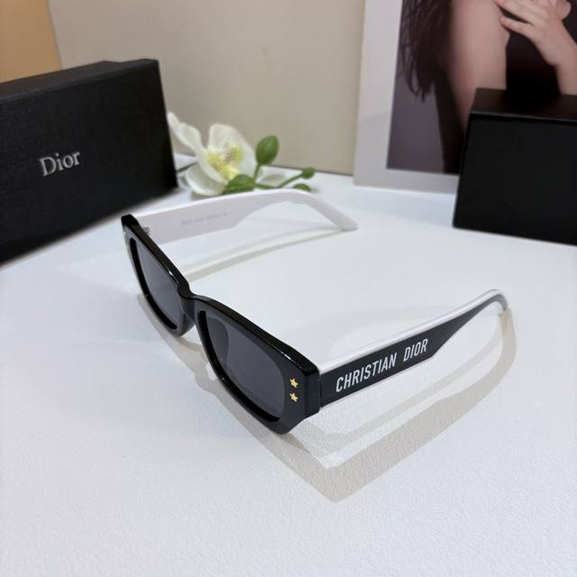 Dior 2025 Classic Color-Block Sunglasses: Fashionable And Vibrant, High-Quality