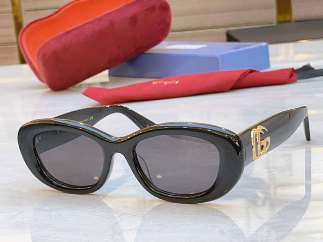 Gucci New Sunglasses, Model: Gg1829S, Size: 58Mm 18-145